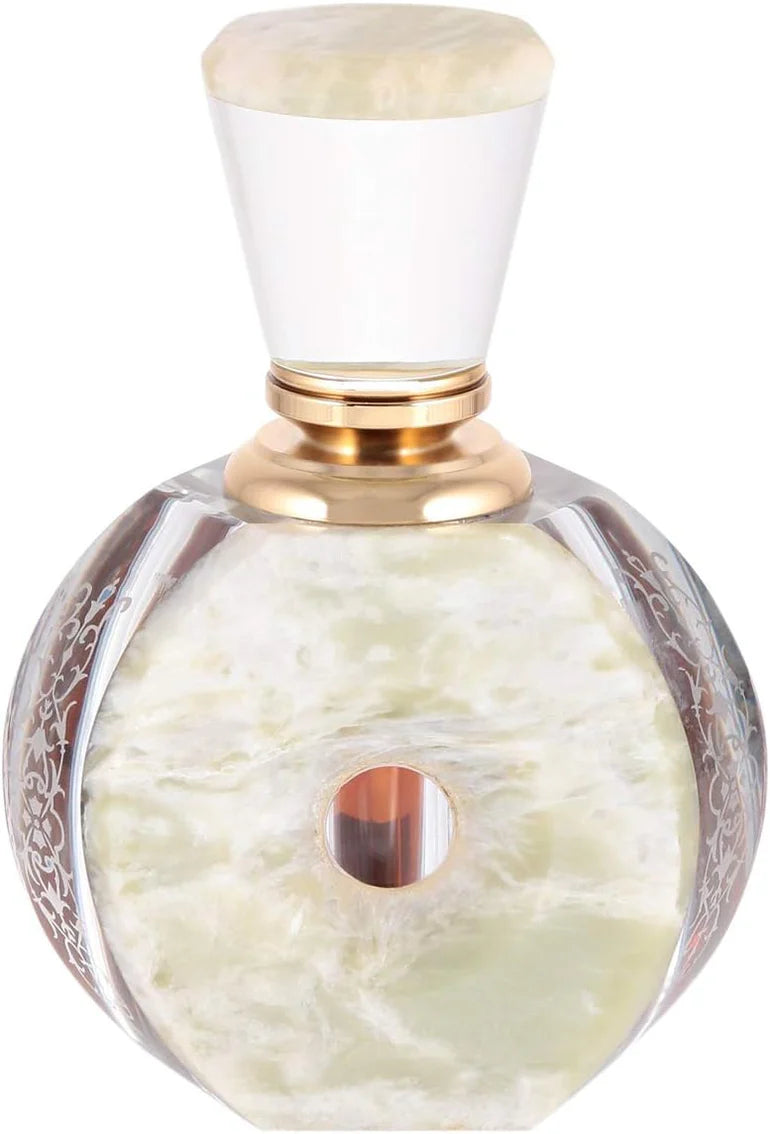 Hajar Al Aswad by Surrati